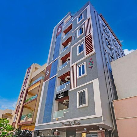 Super Collection O Gachibowli Phase 2 Near Isb Hotel Eksteriør billede