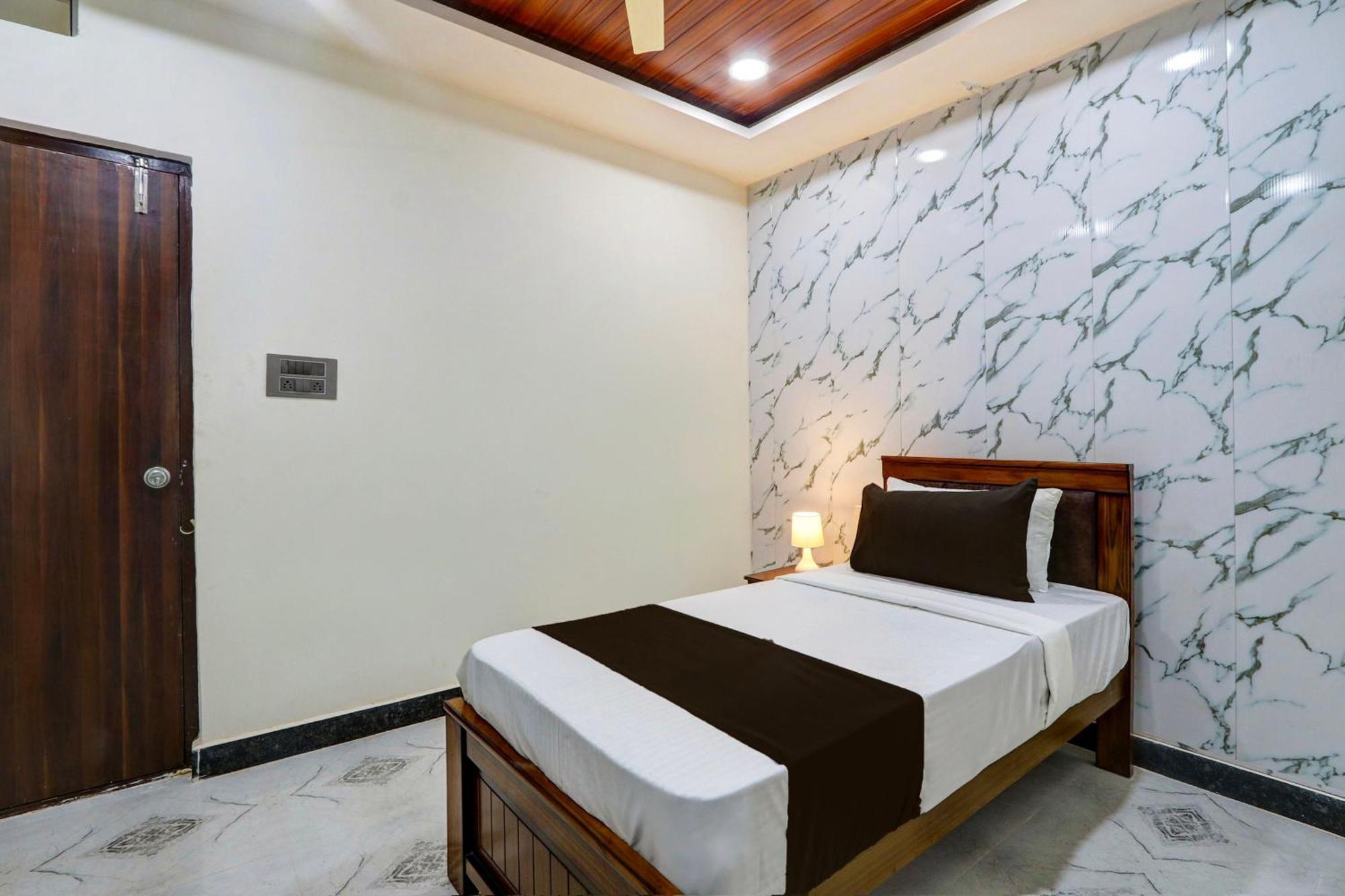 Super Collection O Gachibowli Phase 2 Near Isb Hotel Eksteriør billede