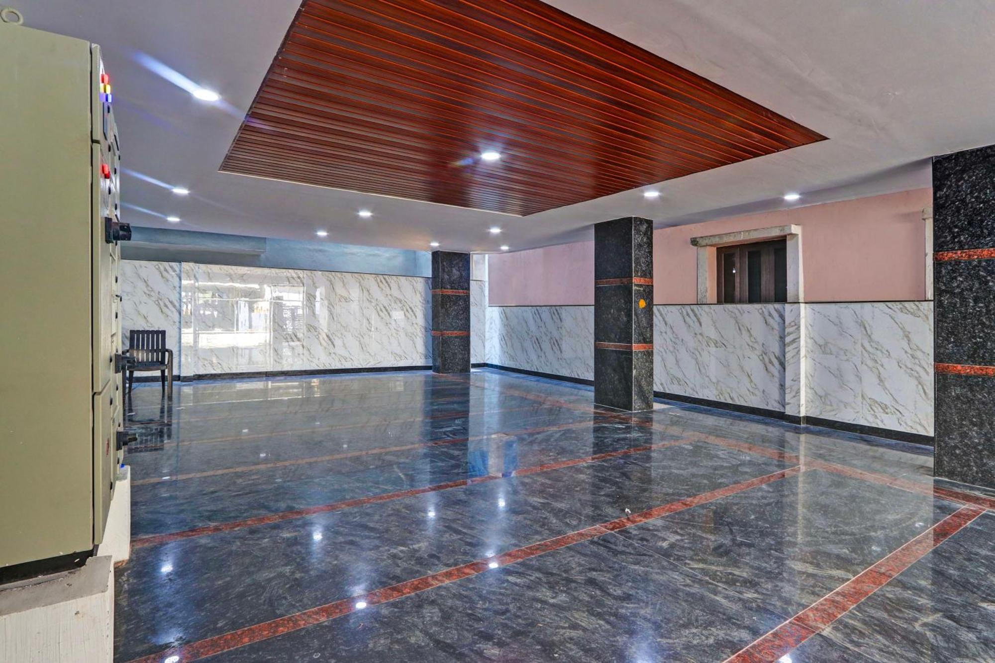 Super Collection O Gachibowli Phase 2 Near Isb Hotel Eksteriør billede