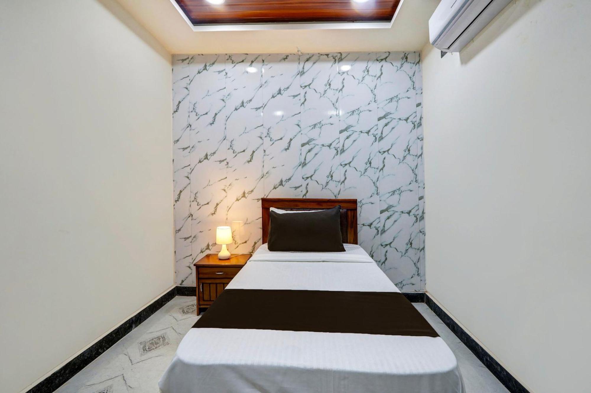 Super Collection O Gachibowli Phase 2 Near Isb Hotel Eksteriør billede