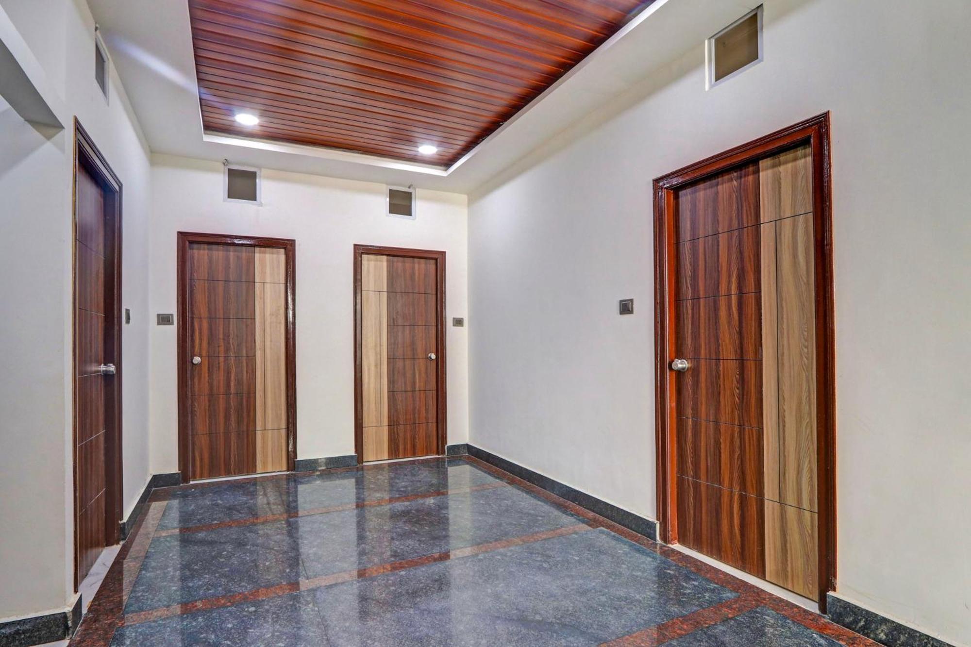 Super Collection O Gachibowli Phase 2 Near Isb Hotel Eksteriør billede